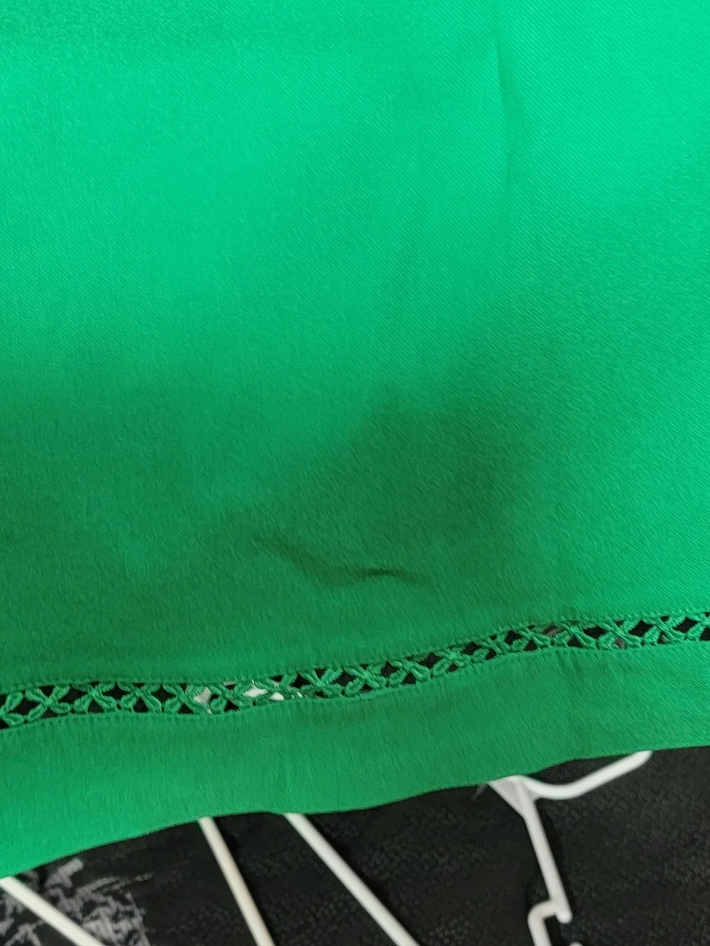 crown & ivy Bright Green Eyelet Hem Mini Skort - Picture 4 of 7